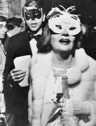 Guess who, Honey? Yup! It's me! Bet you never guess you married a Party Girl! Well, lucky you, Gig Buy...uh, I mean Big Guy!