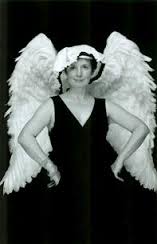 I really gotta get me a pair of those wings...